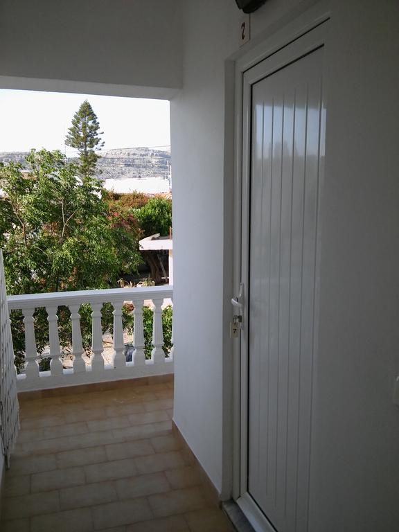Maria Studios And Apartments Charaki Exterior foto