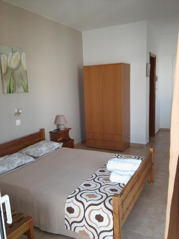 Maria Studios And Apartments Charaki Exterior foto